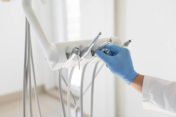 24/7 Emergency Teeth Whitening experts in South Highpoint, FL